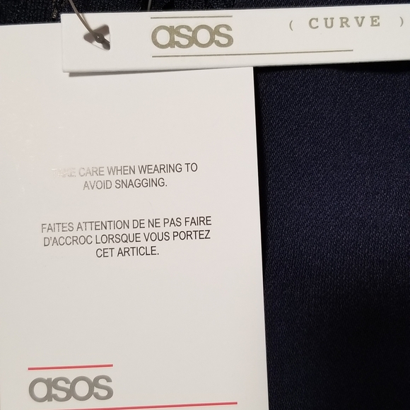 Asos Curve NWT Navy Tunic Top with Lace Details and Flounce hem . Size 14 - Picture 5 of 9